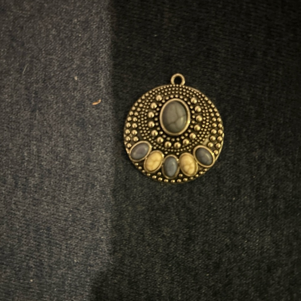 Antique Gold-Tone Multi-Stone Round Pendant Necklace